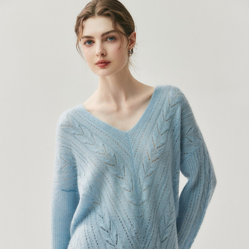 Elaren - Merino Wool & Cashmere Knit Sweater