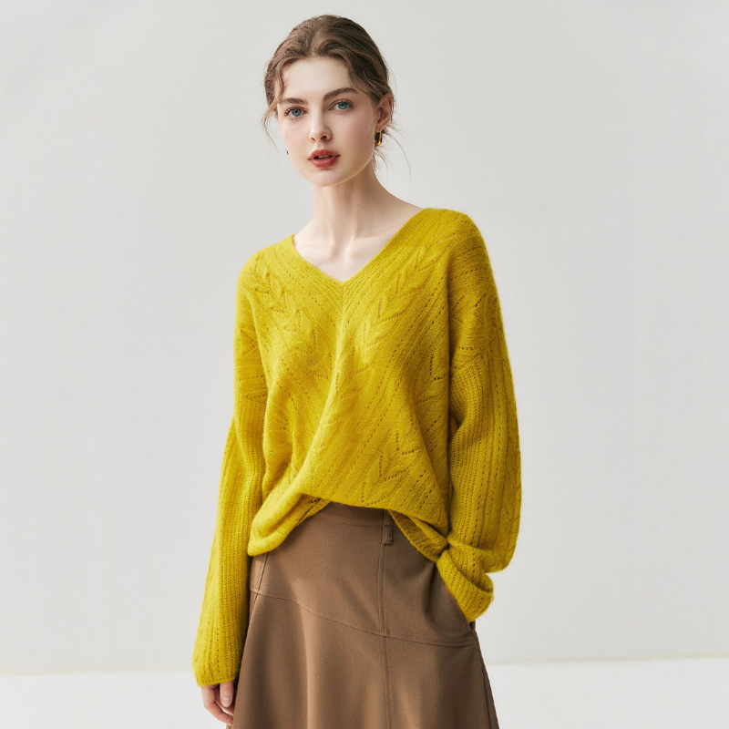 Elaren - Merino Wool & Cashmere Knit Sweater