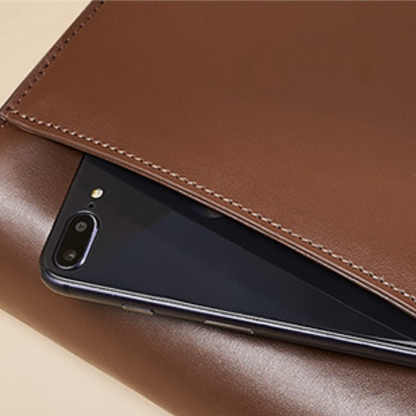 Malrik - Leather Crossbody Bag