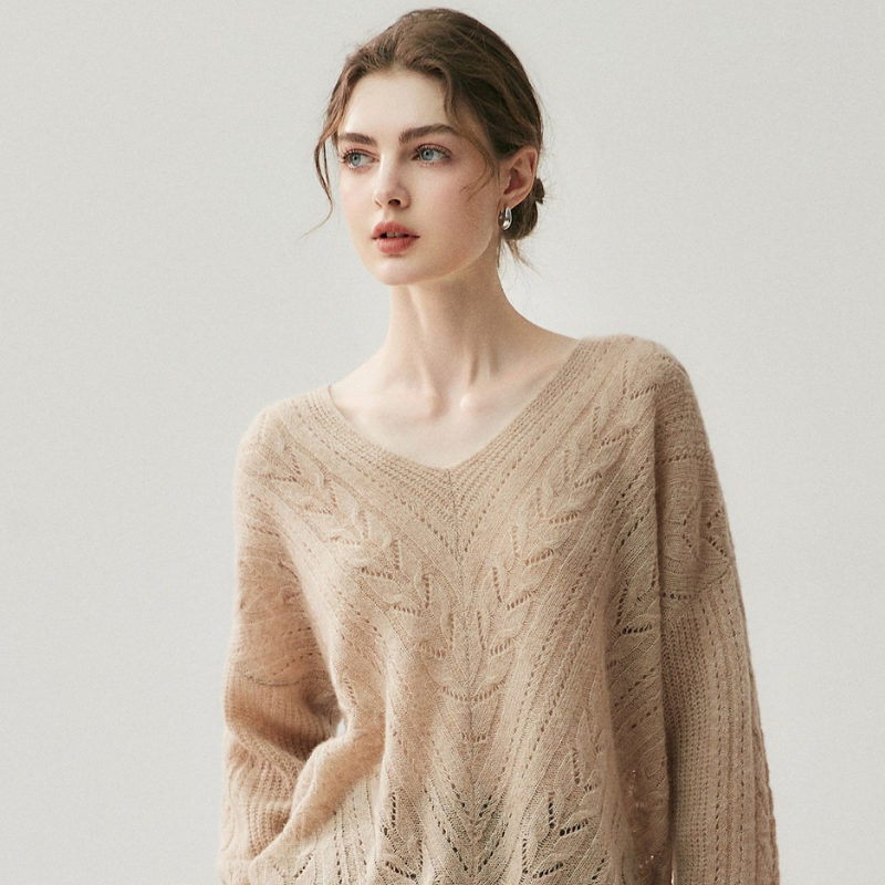 Elaren - Merino Wool & Cashmere Knit Sweater